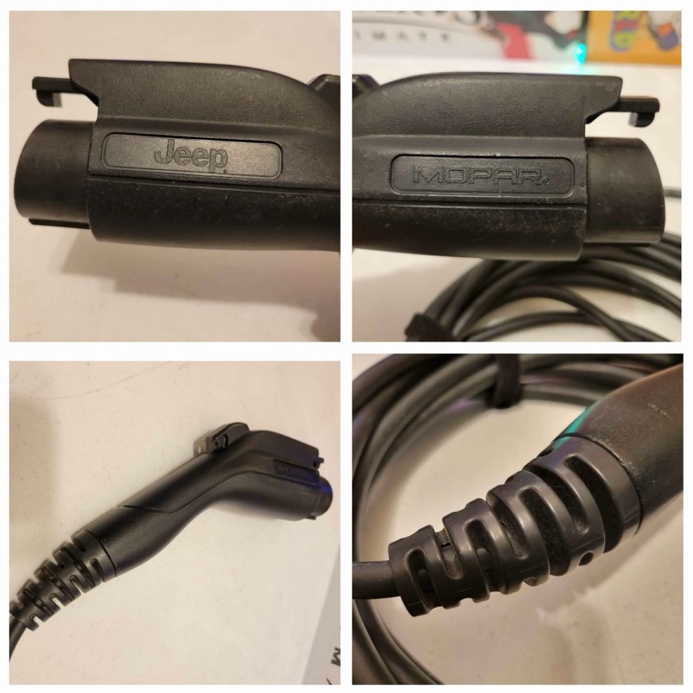 Jeep Mopar Black Charging Cable